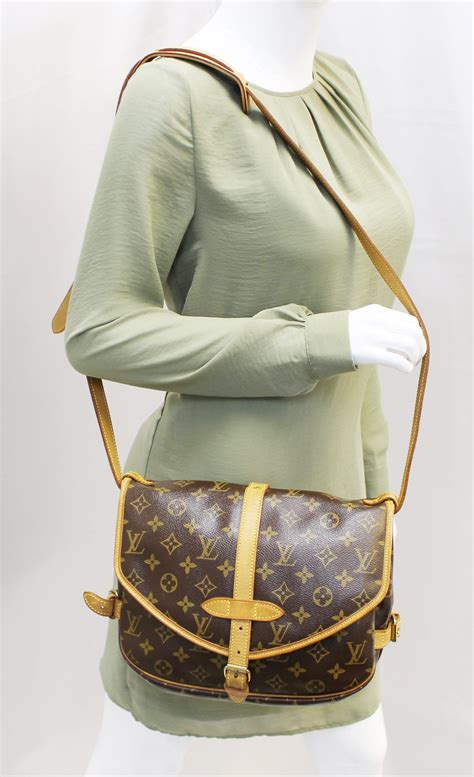 sac louis vuitton saumur 30